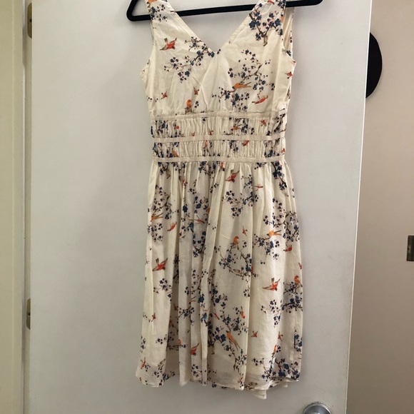 Cute pattern dress - Picture 3 of 4